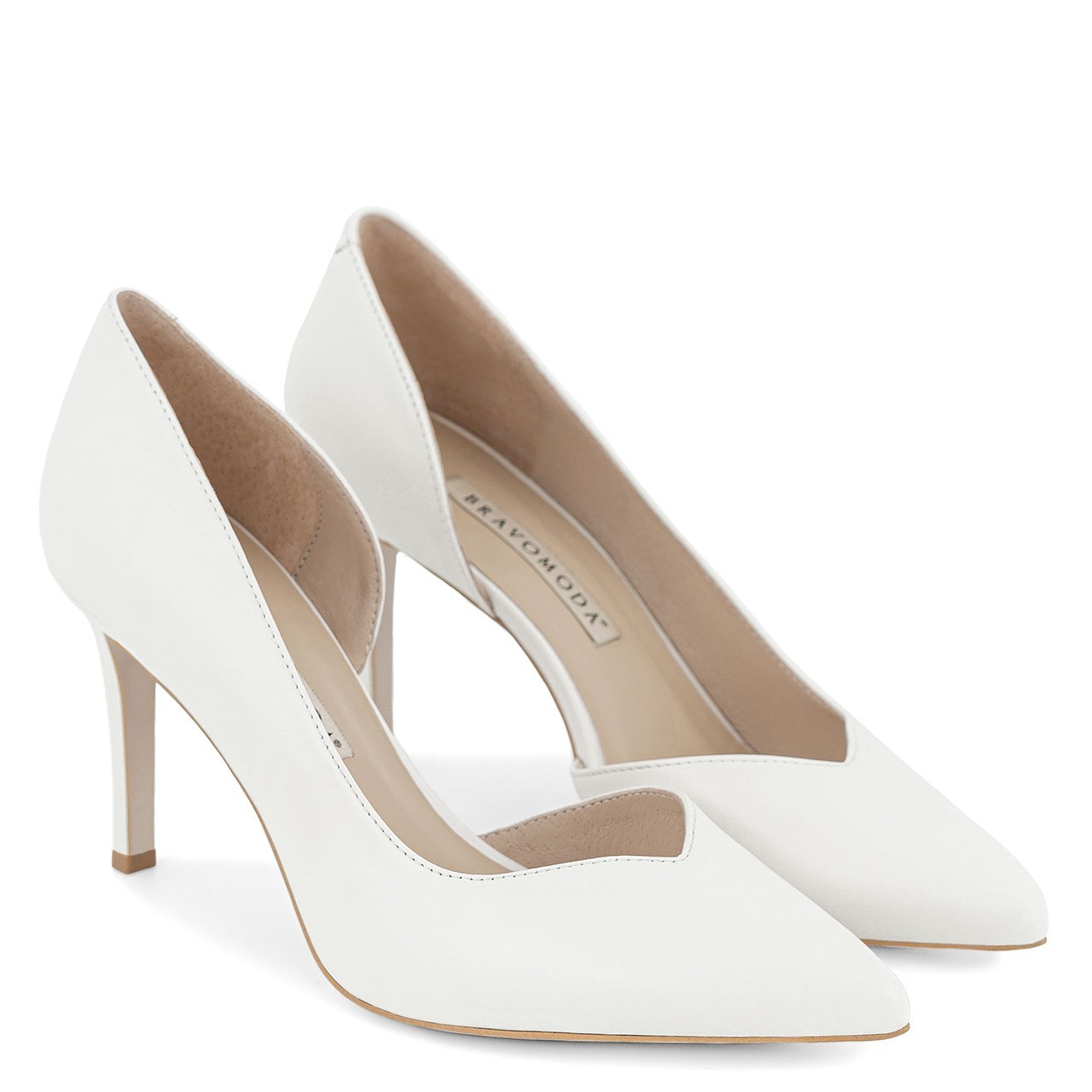 Weiße Hochzeitspumps