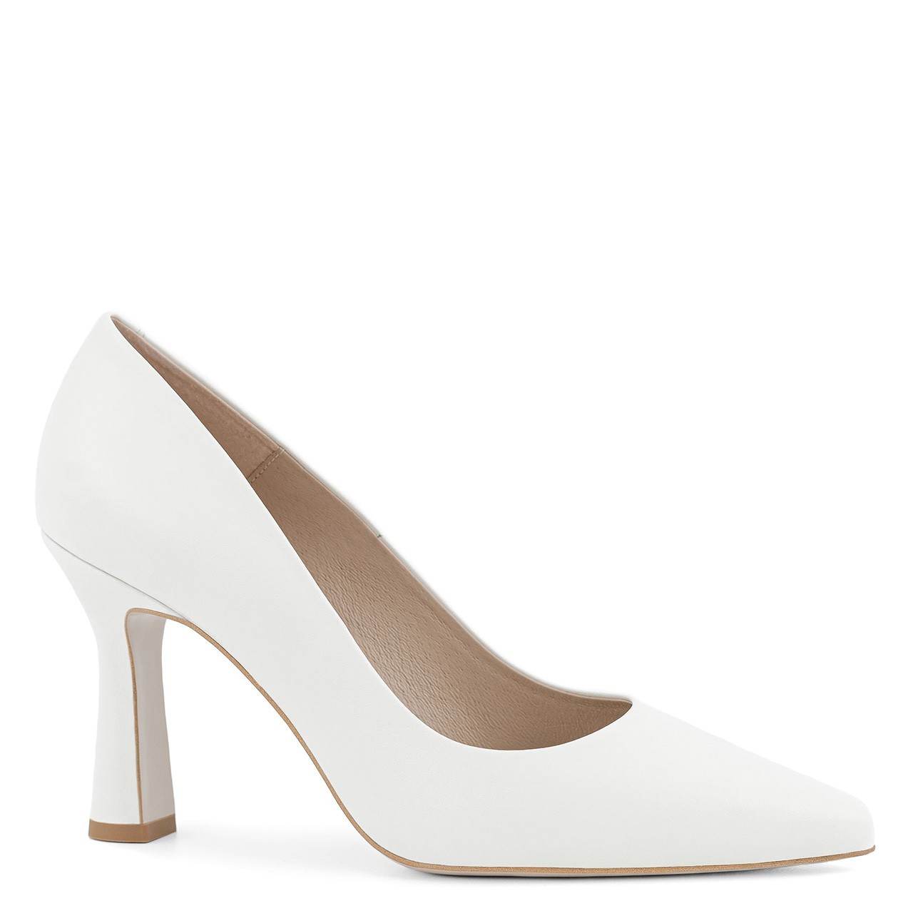 Ślubne czółenka na słupku