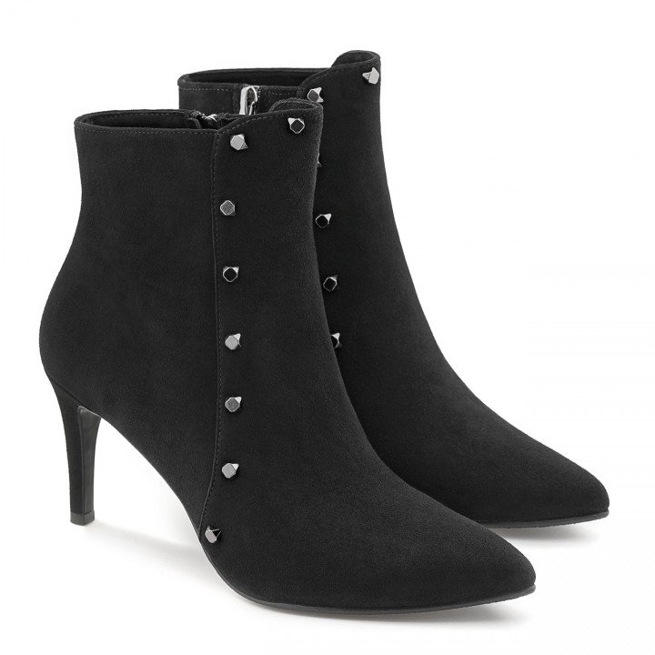 Black low-heeled ankle boots made of genuine suede leather