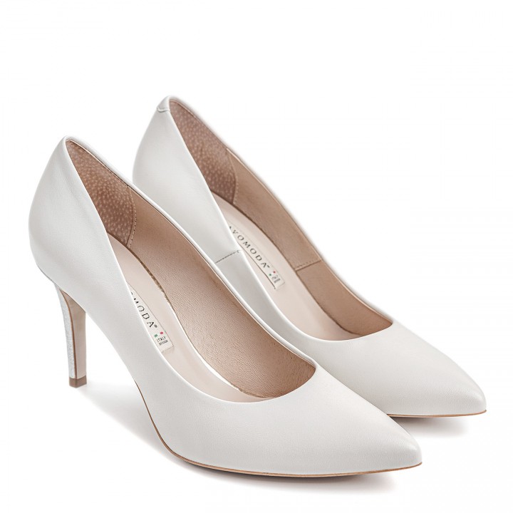 Leather wedding high heels in white with a silver heel