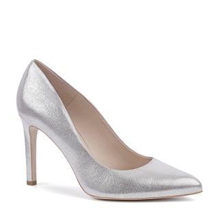 Silver leather pumps with a comfortable heel