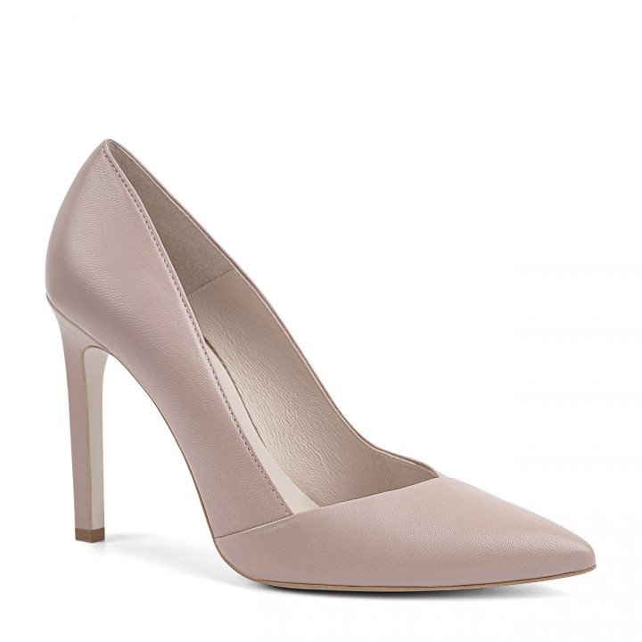 Unique and feminine pumps with stitching on a high stiletto heel