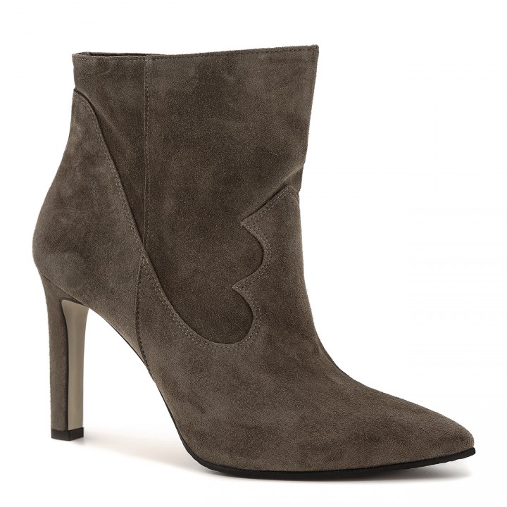 Coffee-colored high-heeled ankle boots made of natural velour leather with a wide shaft