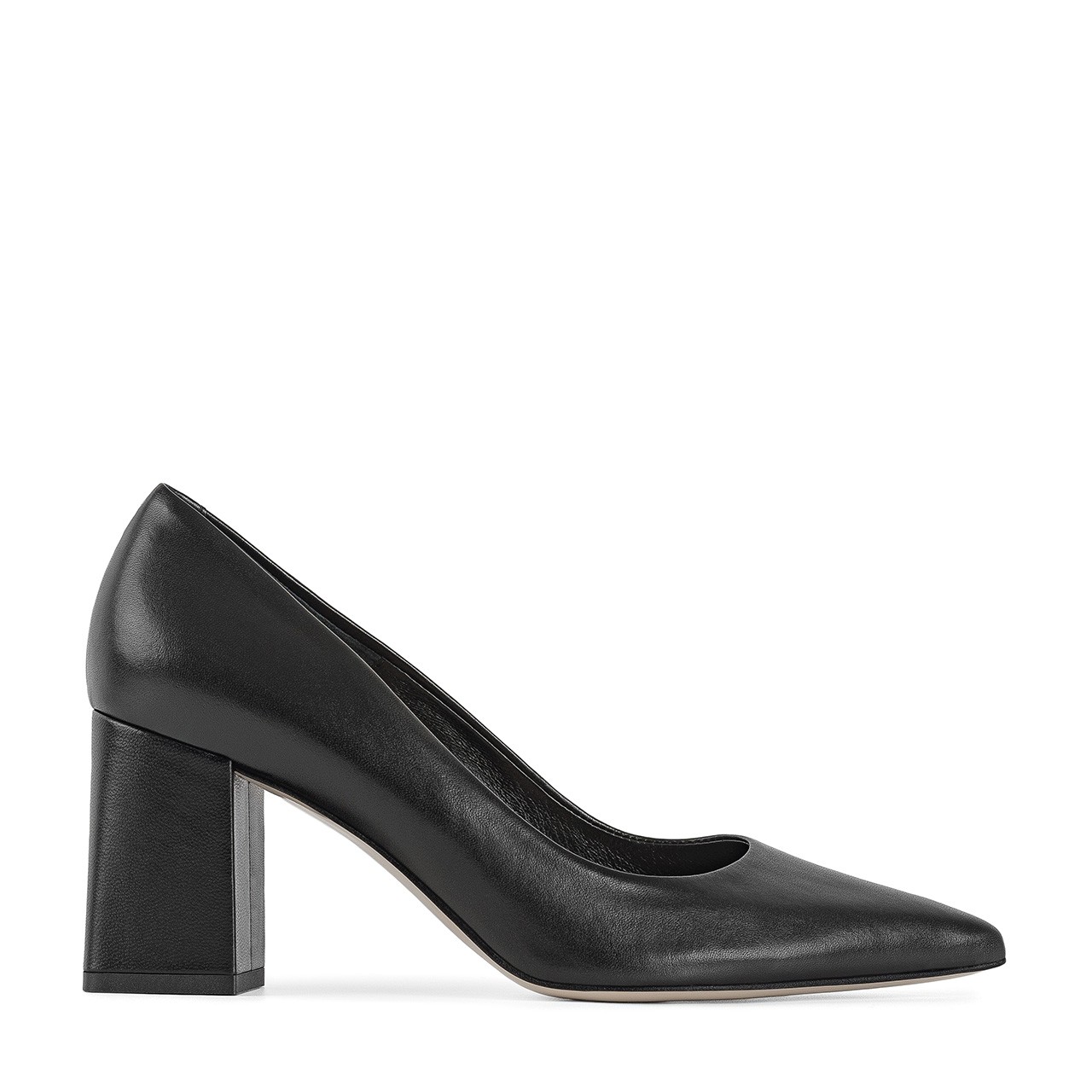 Classic black pumps made of genuine grain leather with a high block ...