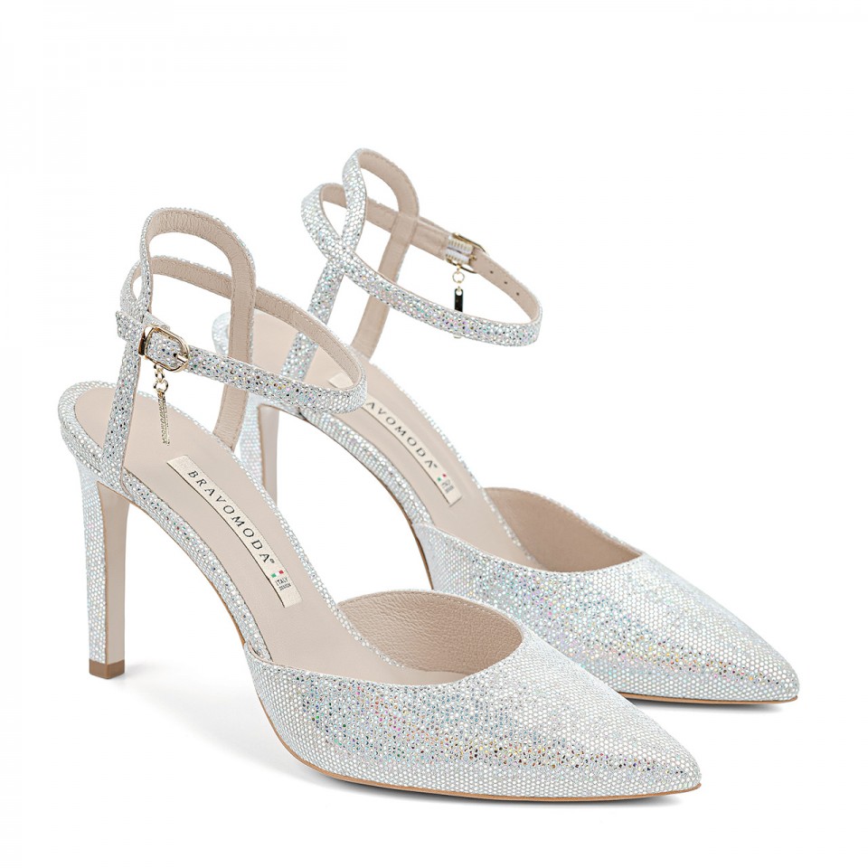 Silver suede high heels with a subtle fastening around the ankle
