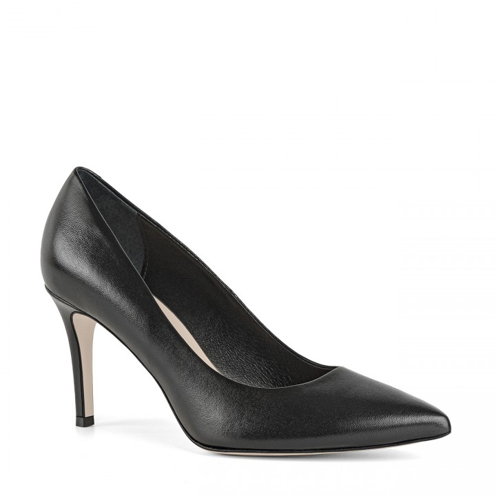 Black high-heeled pumps made of natural grain leather