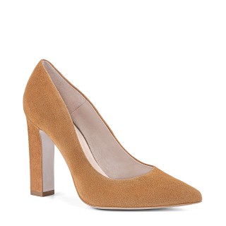 Toffee-colored suede high-heeled pumps