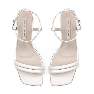 Feminine white sandals made from genuine grain leather