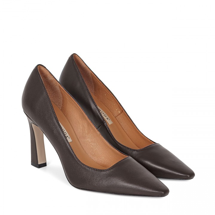 Brown stilettos with a subtle pointed toe
