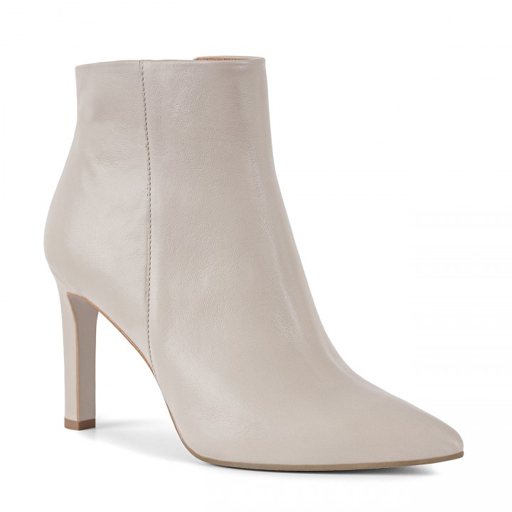 Classic leather stiletto ankle boots with a 9 cm heel in ivory color