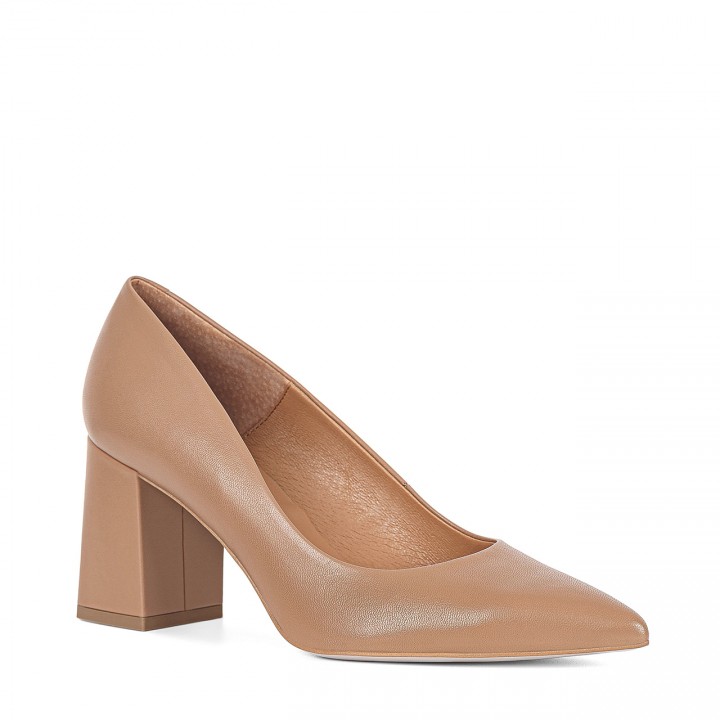 Toffee-colored leather pumps