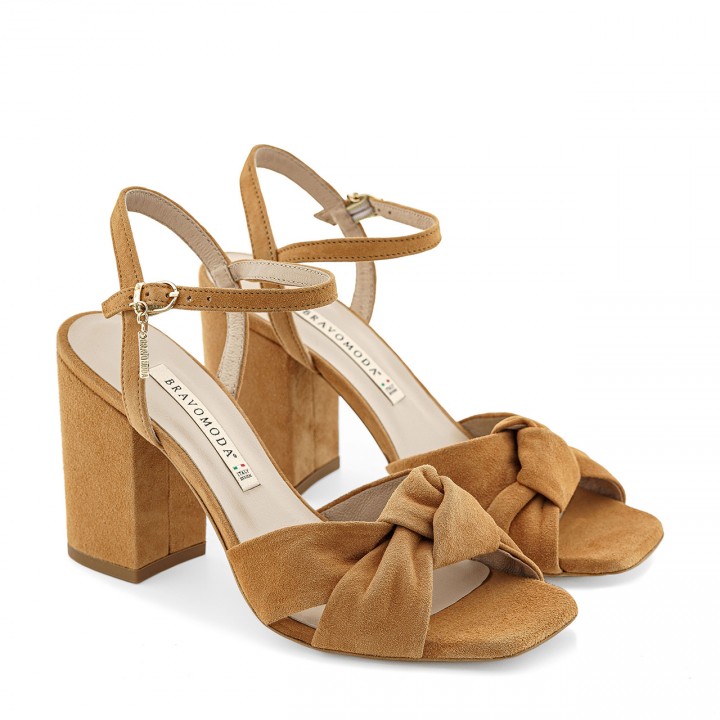 Suede sandals with a thick heel
