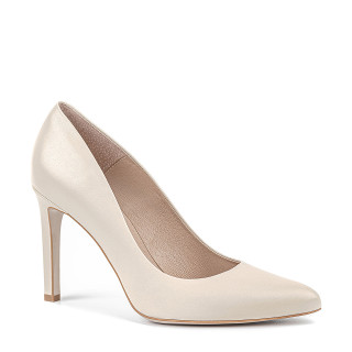 Classic wedding shoes with a high stiletto heel in a creamy color