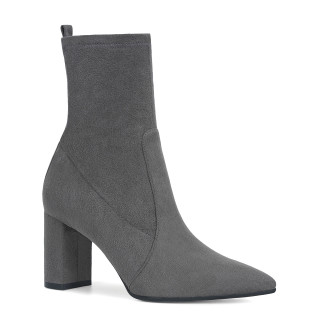 Ankle boots with a fitted upper and a stable heel in gray color