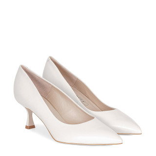 Classic white high heels made of natural grain leather with pointed toes