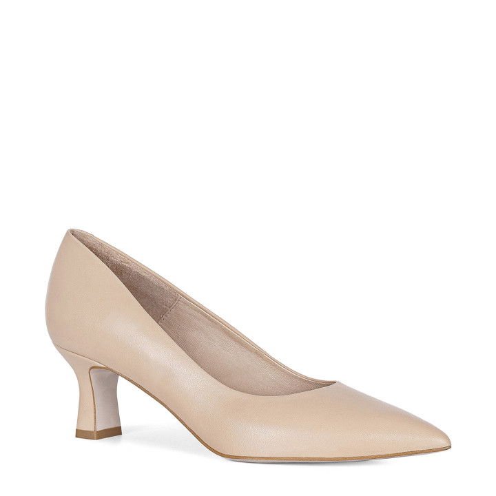 Classic beige low-heeled pumps made of natural grain leather