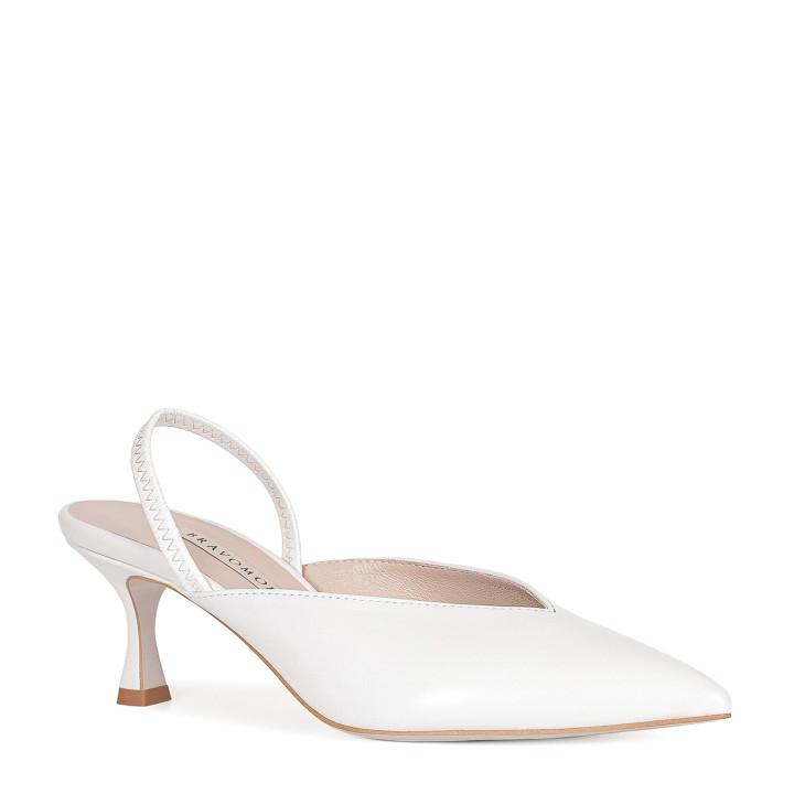 White wedding pumps with an open heel, made of natural grain leather