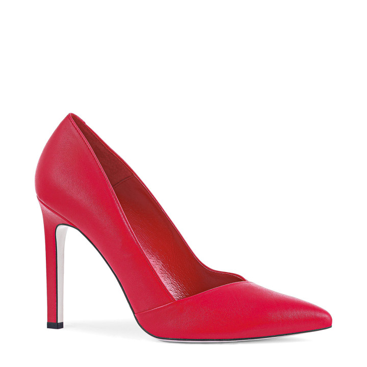 Classic high red stilettos made of natural grain leather
