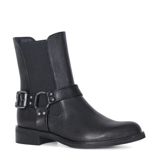 Black leather ankle boots with a flat sole BRAVOMODA