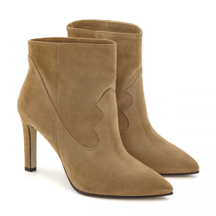 Beige ankle boots with a wide upper