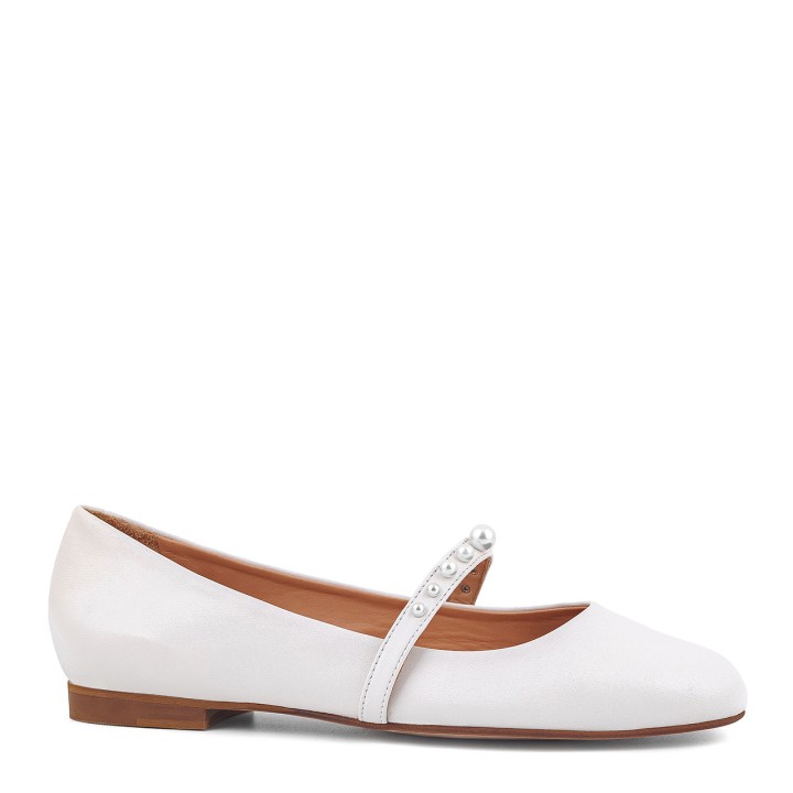 White wedding leather ballet flats with a strap and elegant pearls