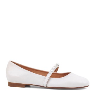 White wedding leather ballet flats with a strap and elegant pearls