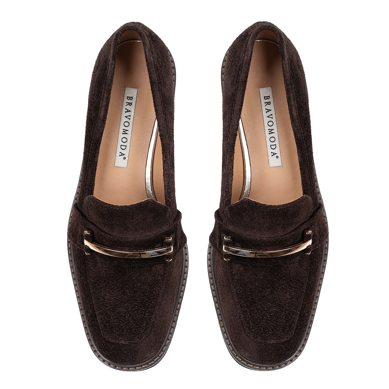 Czekoladowe mokasyny ze złotą ozdobą